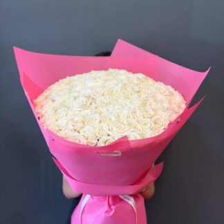 101 White Roses Bouquet